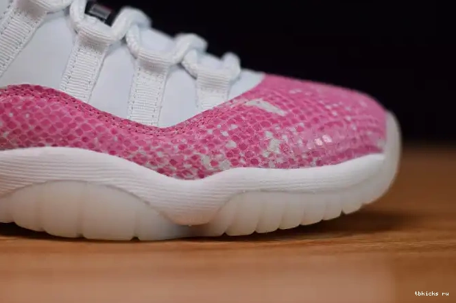 Cheap TB AH7860-106 Air Low WMNS Jordan 11 Snakeskin Pink 0422